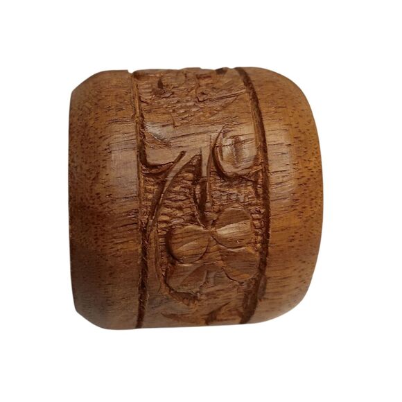 Vintage Wooden Napkin Rings Hand Carved Floral Leaf Design Rustic Boho Set Of 6 - Picture 5 of 12